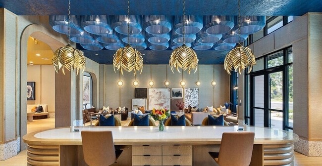 Building Photo - 1000 Marlowe Vis Pl