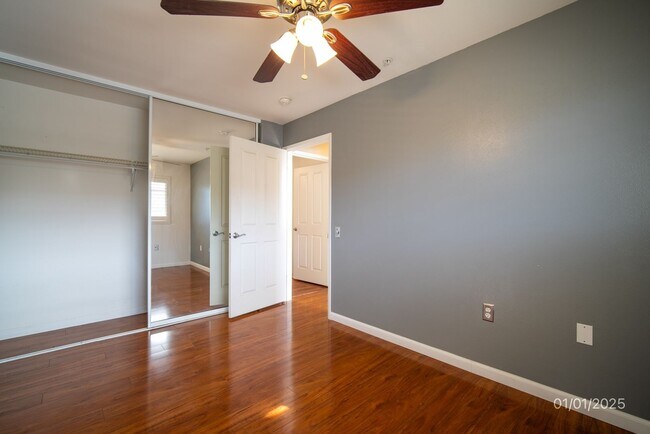 Building Photo - CONVENIENTLY LOCATED 2BR/1BA TOWNHOME IN KEALAKAI @ KAPOLEI (Pets Negotiable)