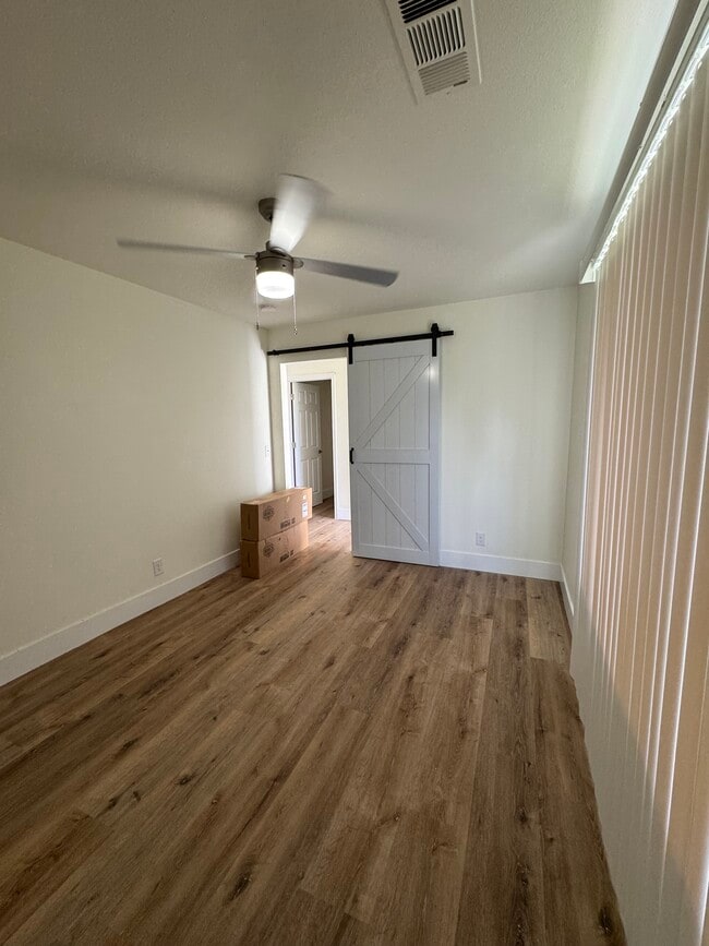 Building Photo - 1024 Michelle Ct