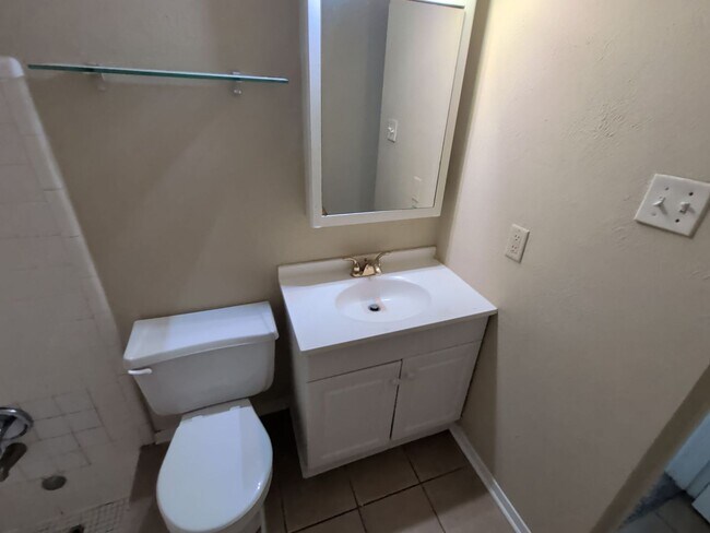 Building Photo - 4329 Segura Ct S