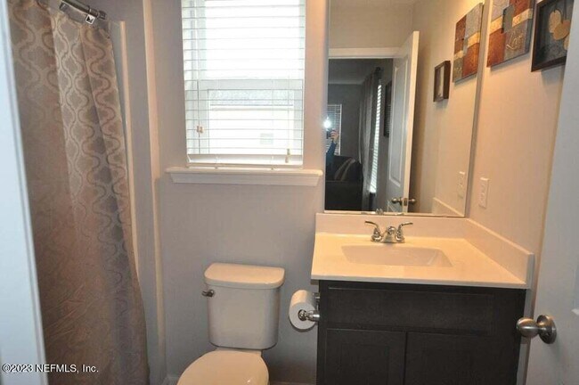 Building Photo - 84143 Swallowtail Dr