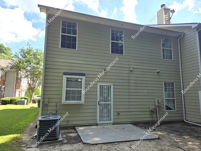 Building Photo - 1684 Jackson Square NW