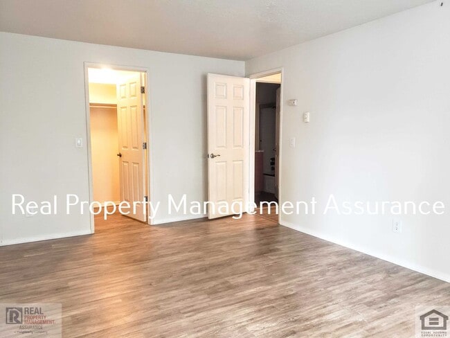 Building Photo - 7085 SW Montauk Cir