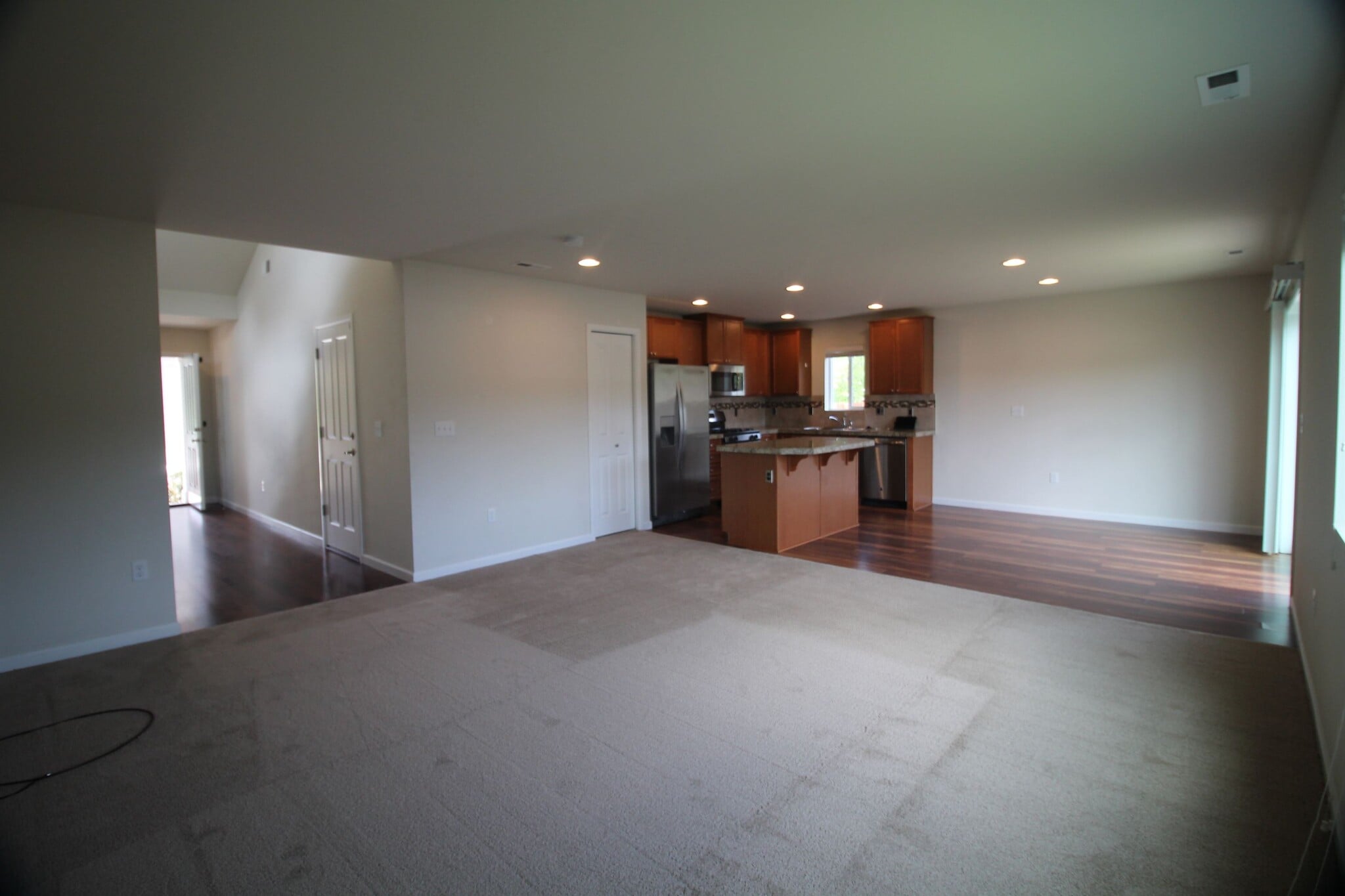 Building Photo - 3721 202nd Pl E