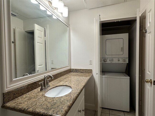 Building Photo - 2001 Bering Dr