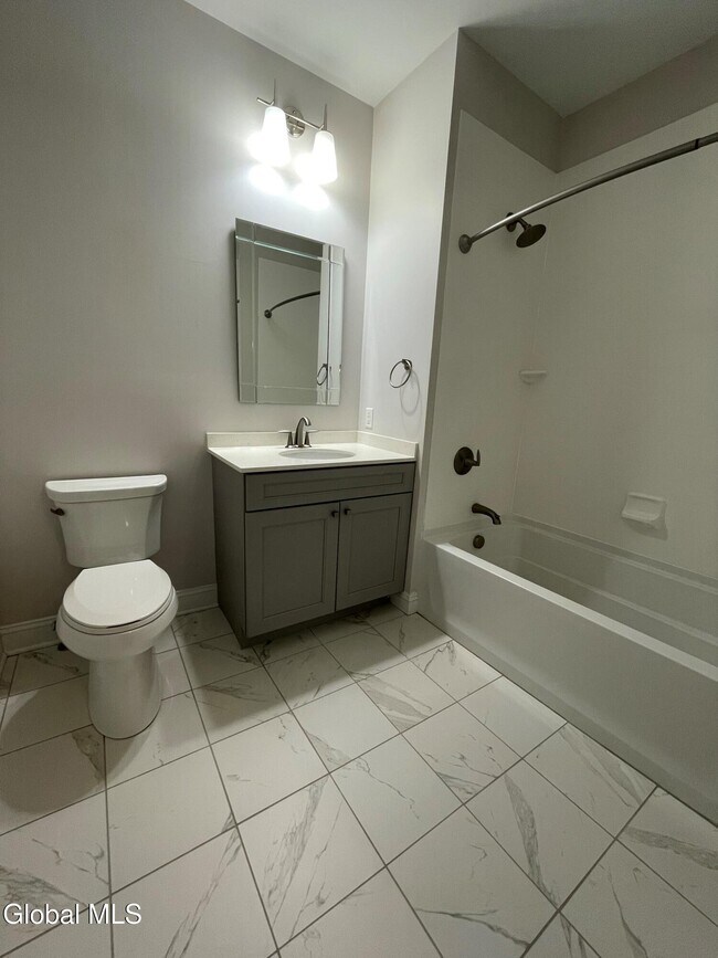 Building Photo - 130 Excelsior Ave