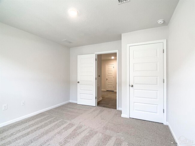 Building Photo - 5562 Galahad Trl