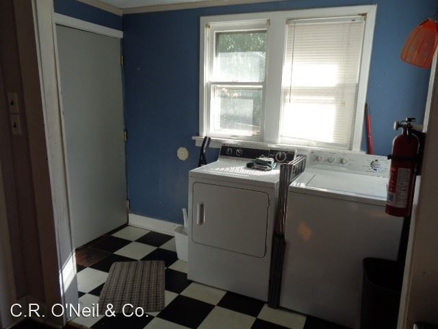 Building Photo - 3 br, 1 bath House - 103 E. Patterson Avenue