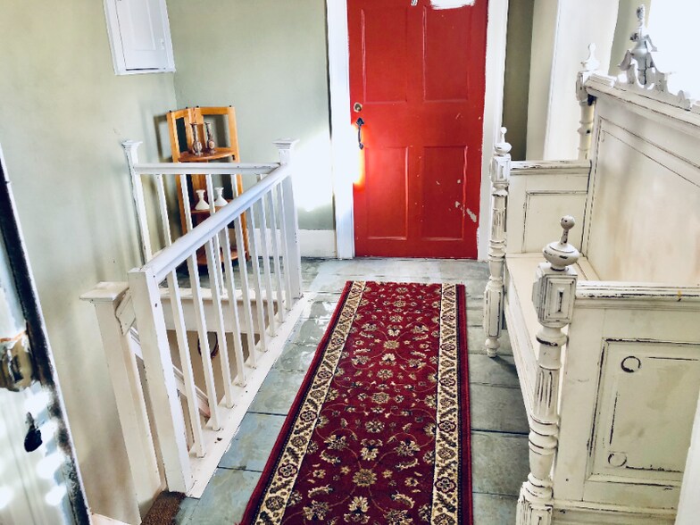 Building Photo - 101 Boston Rd