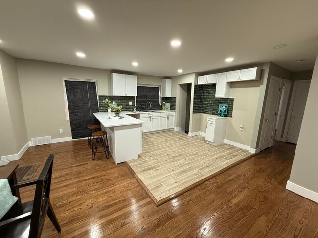 Building Photo - 16540 Marlowe St