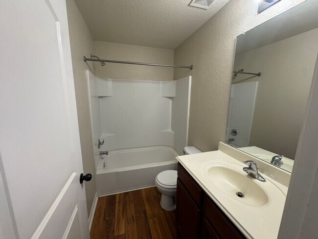 Building Photo - Spacious 3-Bedroom Home for Lease in Luckey Ranch off I-90 near Loop 1604