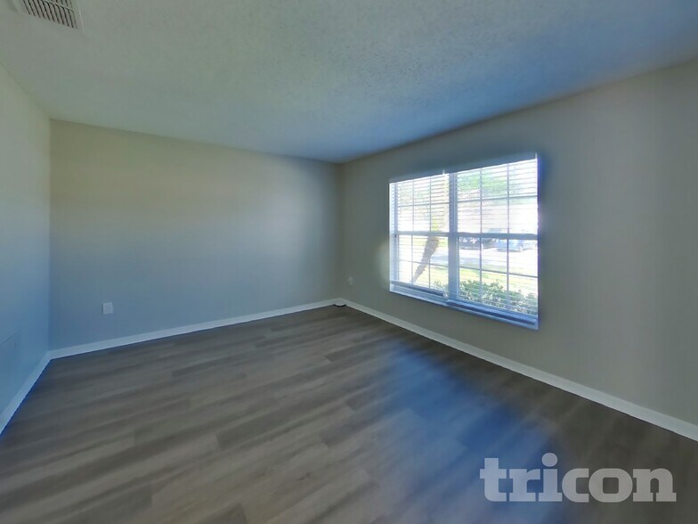Building Photo - 1044 Darlington Ct
