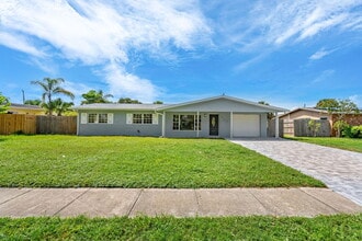 Building Photo - 406 Laurel St