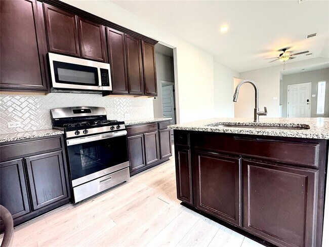 Building Photo - 5629 Corso Ct