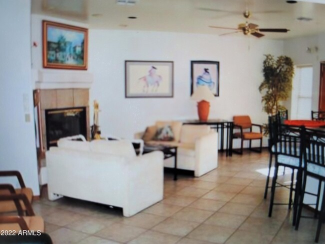 Building Photo - 16715 E El Lago Blvd