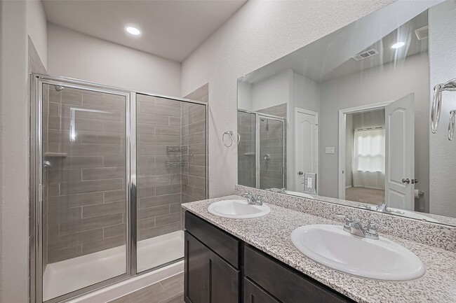 Building Photo - 24742 Russet Bluff Trl