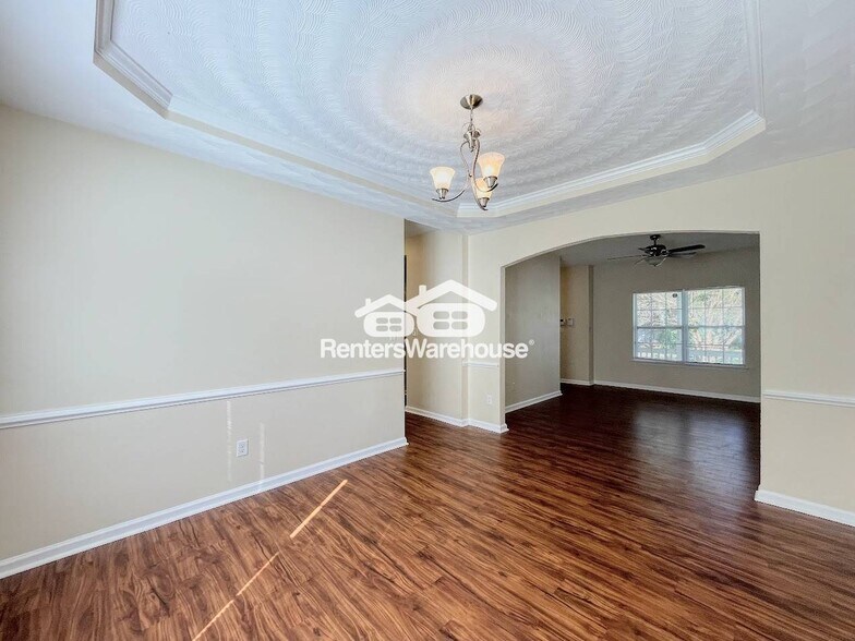 Building Photo - 2536 Golden Maple Dr
