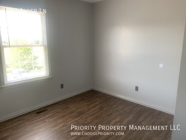 Building Photo - 288 Alger Ln
