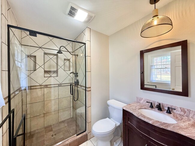 Building Photo - Gorgeous 3BD, 2.5BA North Raleigh Home on a Large Lot with a 2-Car Detached Garage in a Prime Loc...