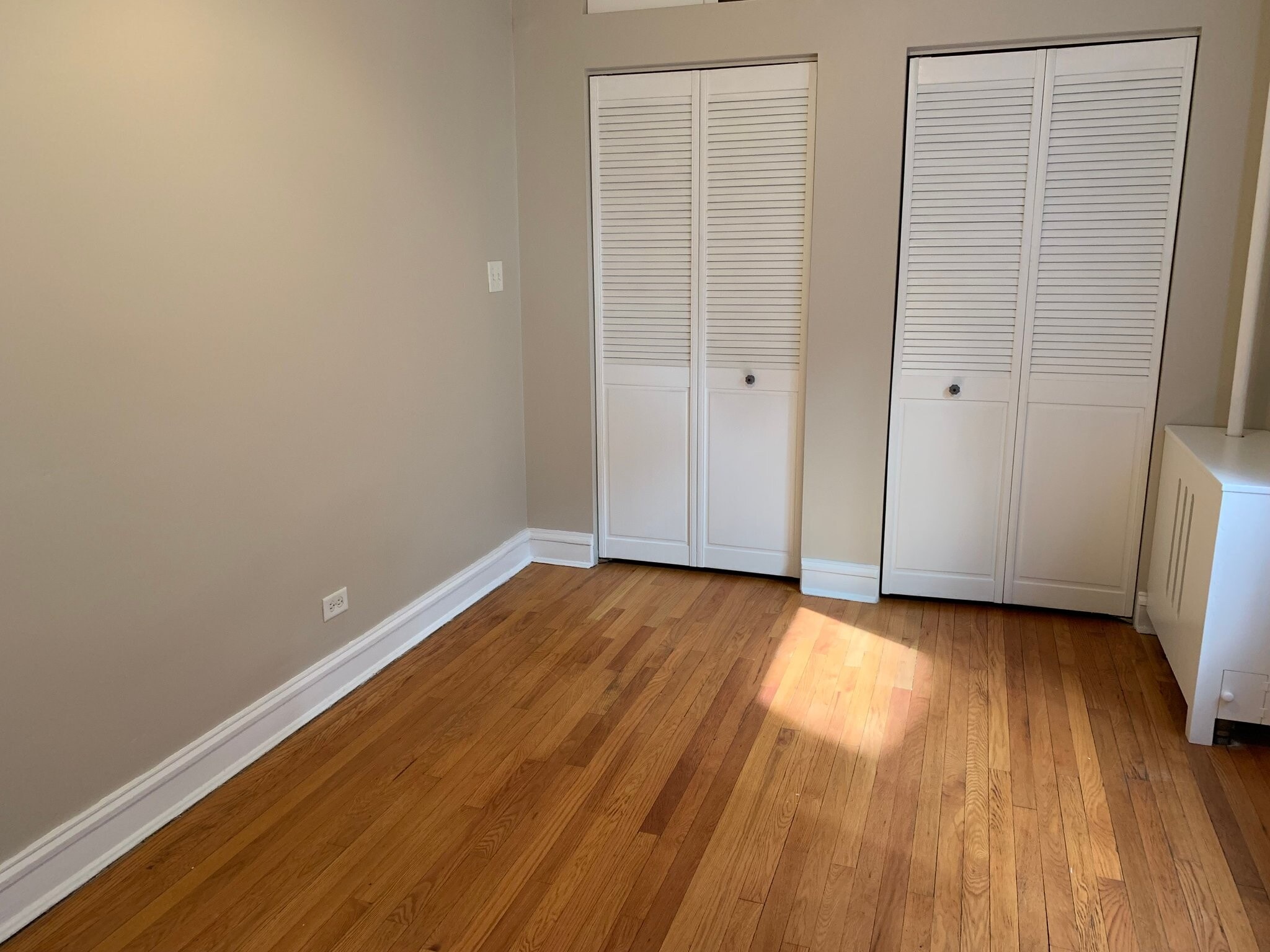 Building Photo - 1468 W Winnemac Ave