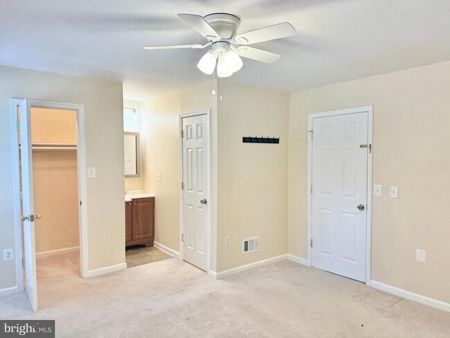 Building Photo - 15068 Catbrier Ct