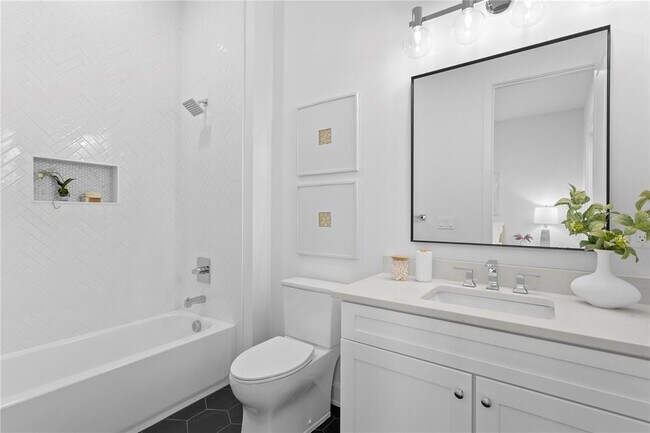 Building Photo - 430 GILMAN Pl