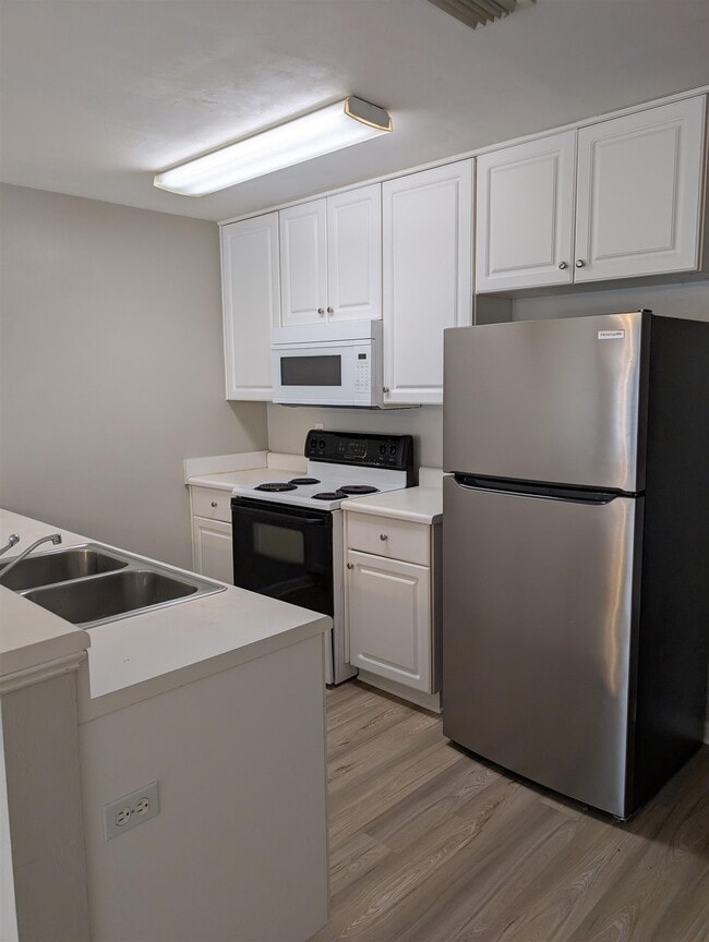 Building Photo - 4246 Augustus Oak Ct