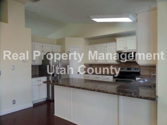 Building Photo - 3 bedroom home in Lehi