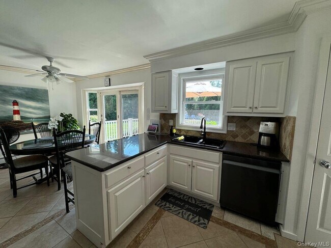 Building Photo - 45 Bellows Terrace