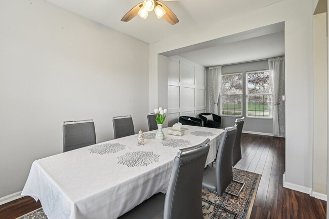 Building Photo - 25125 Rockwell Ln