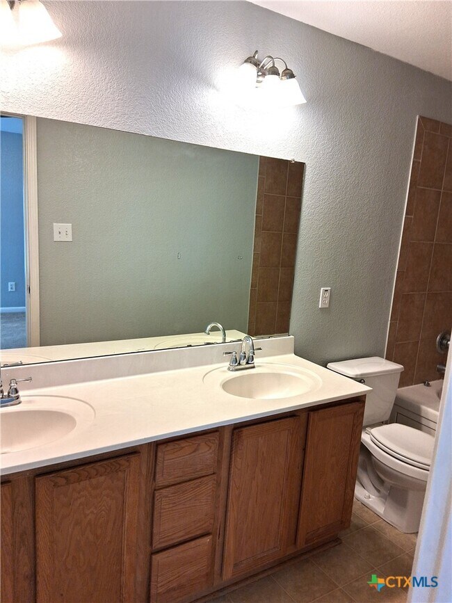 Building Photo - 5605 Bald Ridge Ct