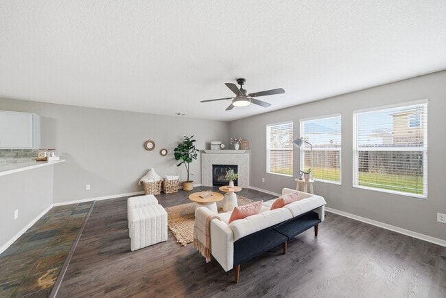 Building Photo - 14422 Leafy Tree Dr