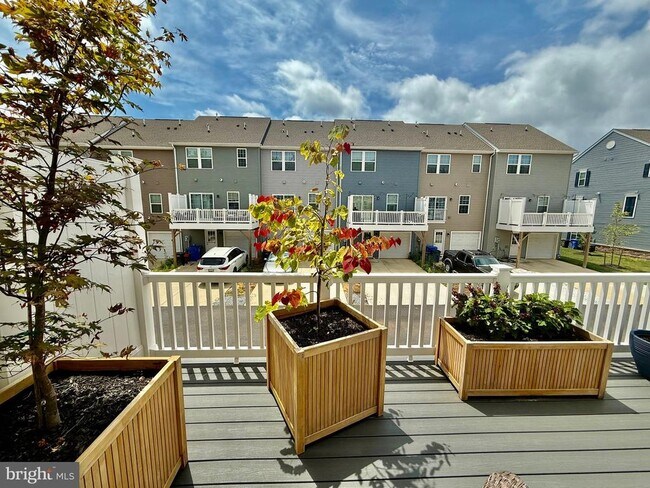Building Photo - 70 Caswell Dr