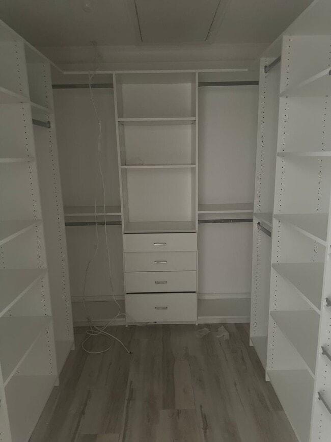 Building Photo - 3BR/2BA Pool Home with 2-Car Garage in St. Petersburg!