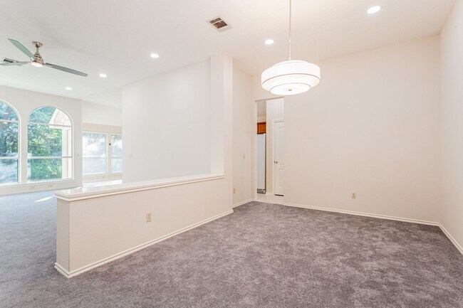 Building Photo - 13003 Tantivy Dr