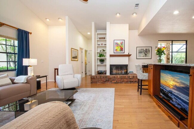 Building Photo - Palm Aire Fully Furnished Rental