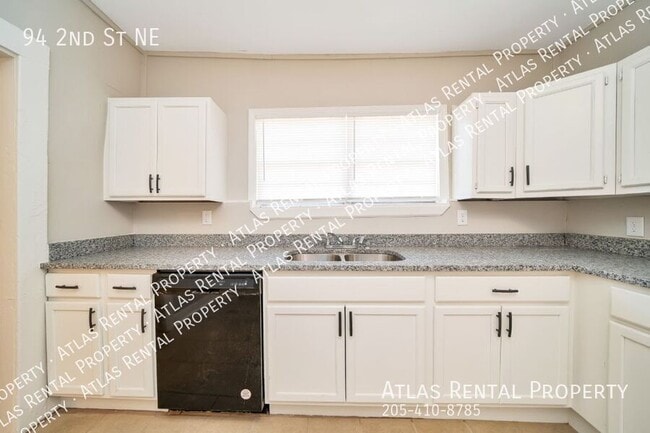 Building Photo - 94 2nd St NE