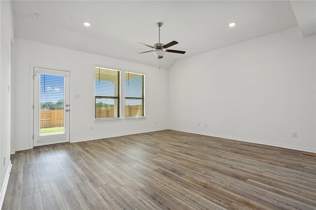 Building Photo - 613 Silent Crk Cv