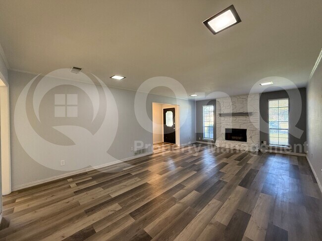 Building Photo - 3515 Hilltop Ln