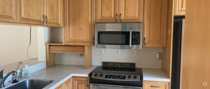 Building Photo - 3613 El Camino Ct