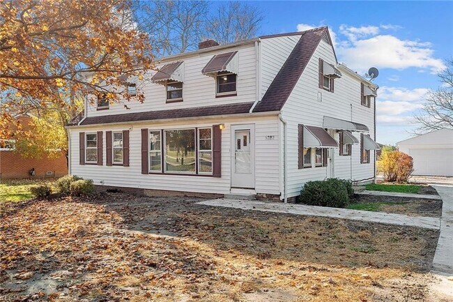 Primary Photo - 5702 Perkins Rd