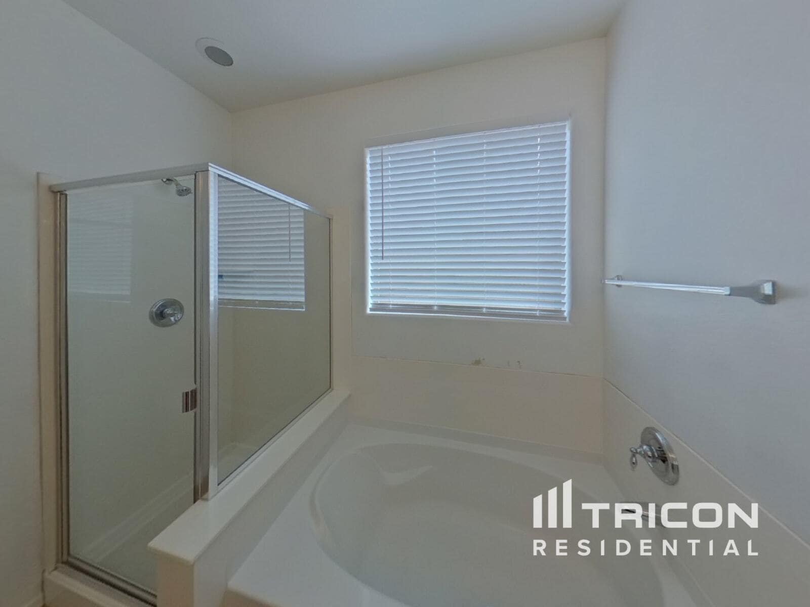 Building Photo - 36331 W Vera Cruz Dr