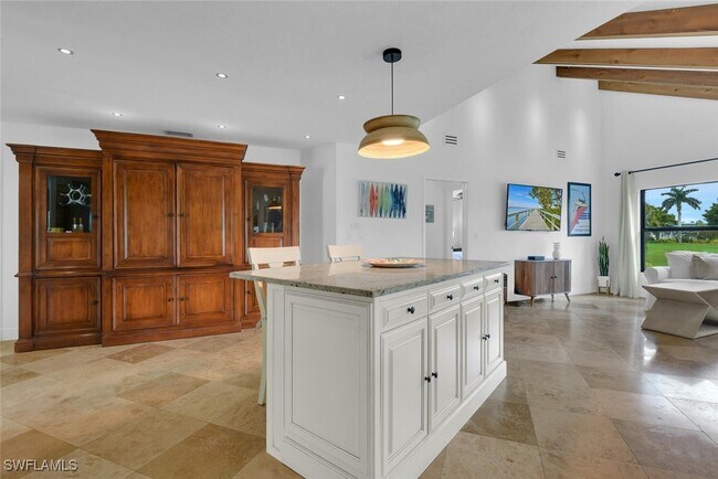 Building Photo - 167 Torrey Pines Point