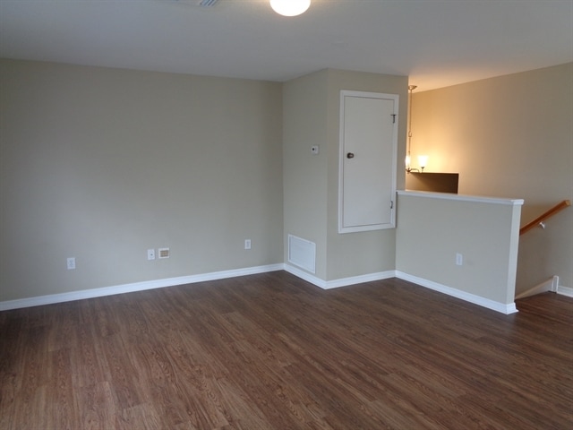 Building Photo - 432 York Dale Dr