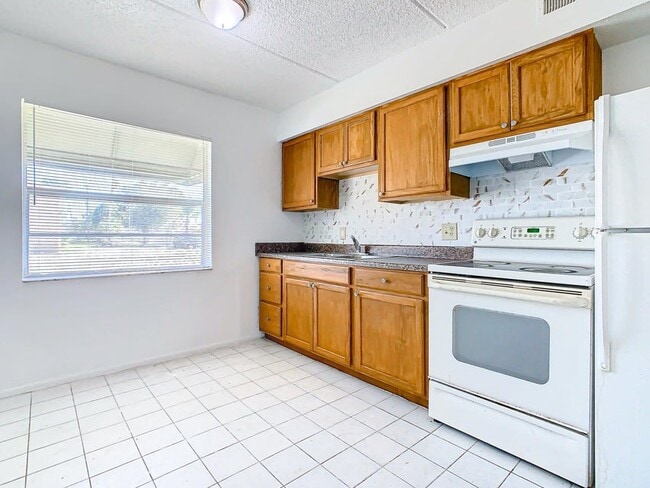 Building Photo - 714 Michigan Ct