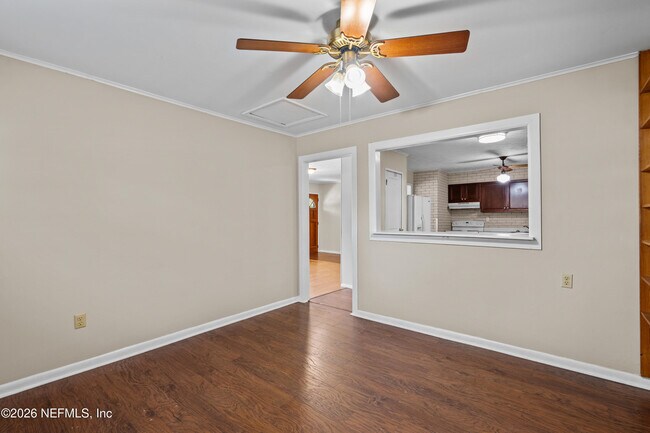 Building Photo - 253 Cowry Rd