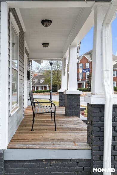 Building Photo - 808 Spring Garden St