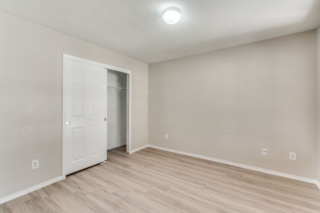 Building Photo - Recently updated home in Pflugerville