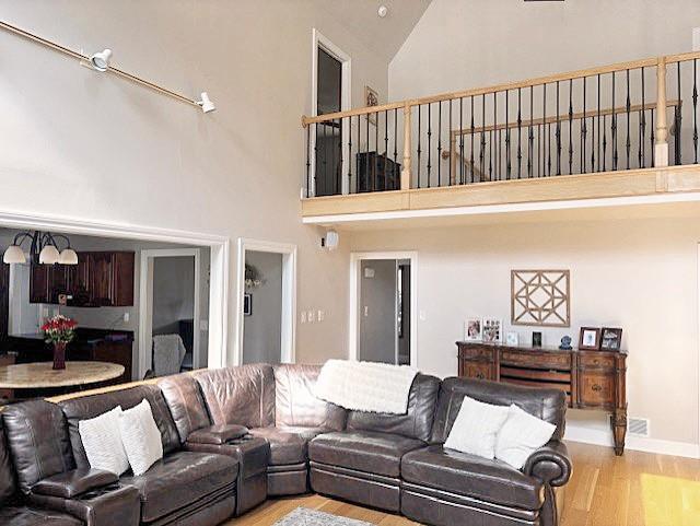 Building Photo - 120 Marlboro Dr