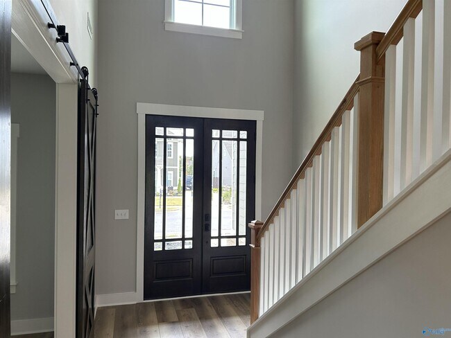 Building Photo - 6619 Camilla Dr